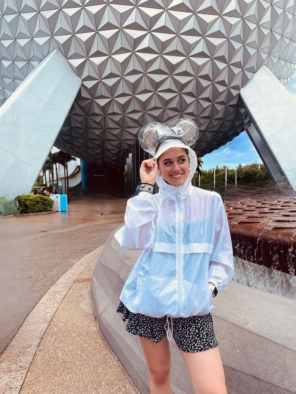 PonchEar Windbreaker